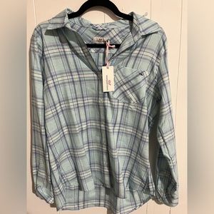Vineyard Vines flannel shirt in light blue